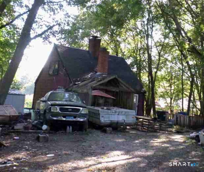 5 Blumenthal Drive Montville CT 06382