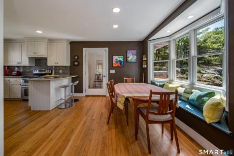 83 Jacobs Lane Guilford CT 06437