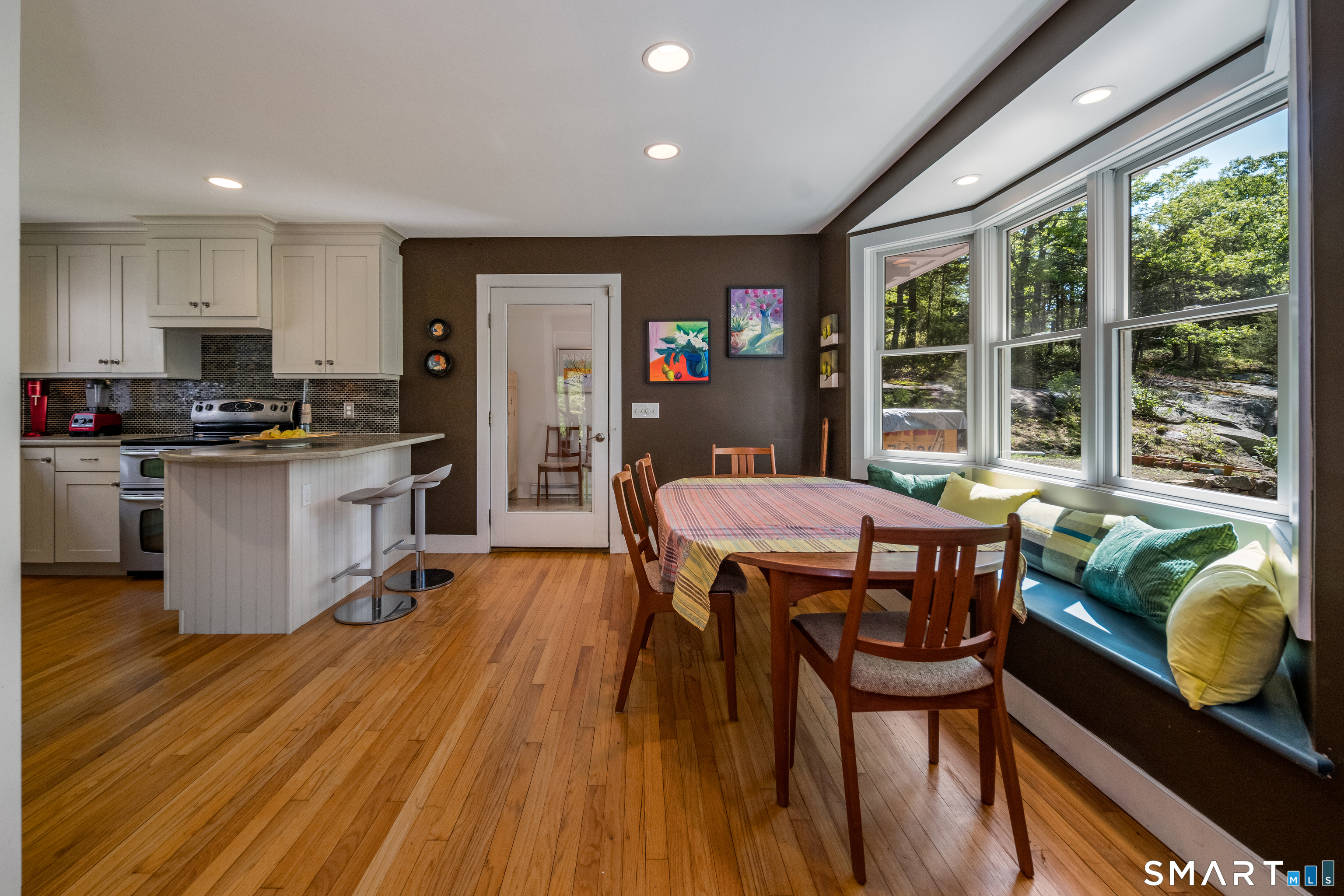 83 Jacobs Lane Guilford CT 06437