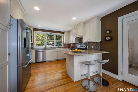 83 Jacobs Lane Guilford CT 06437