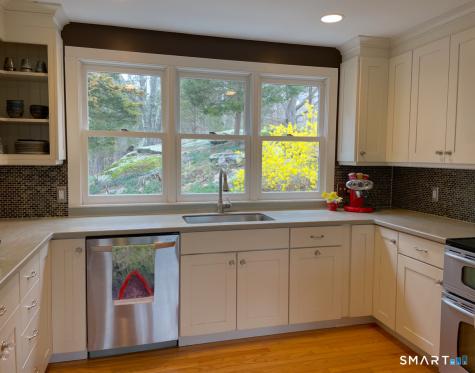 83 Jacobs Lane Guilford CT 06437