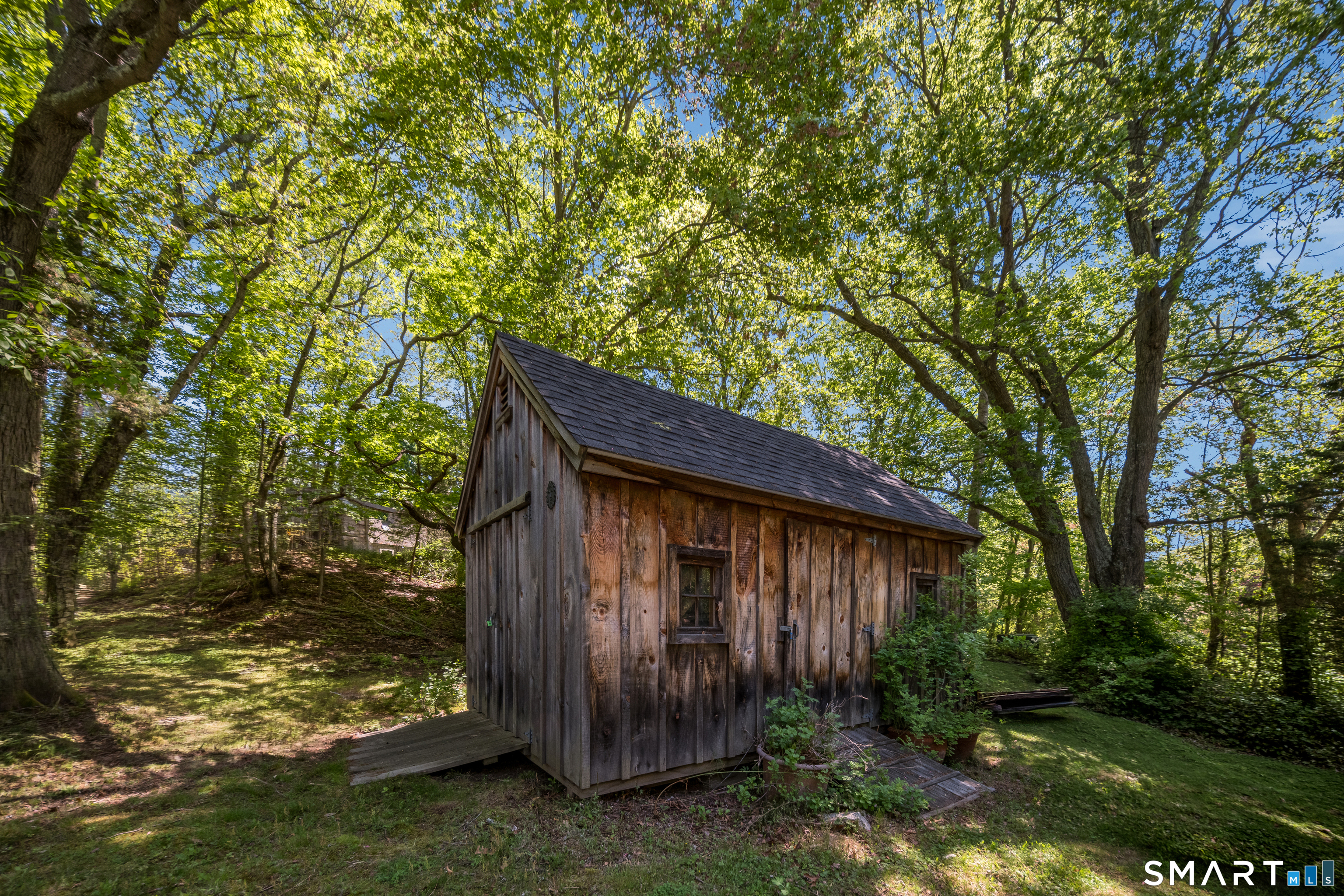 83 Jacobs Lane Guilford CT 06437
