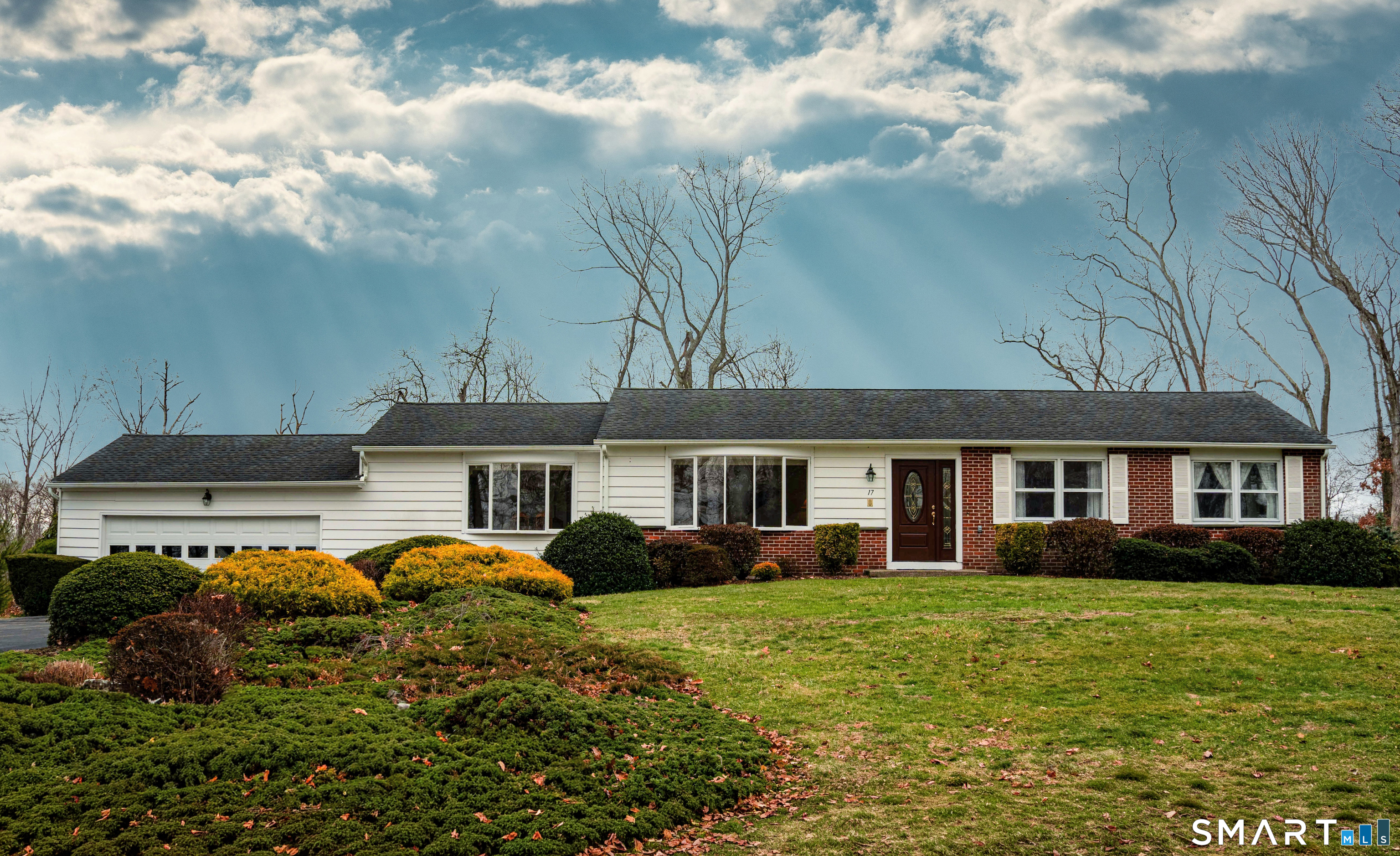 17 Arrowhead Lane Branford CT 06405