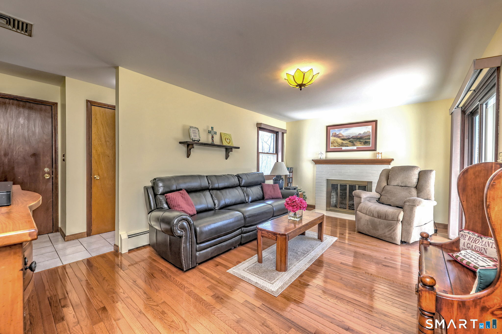 17 Arrowhead Lane Branford CT 06405