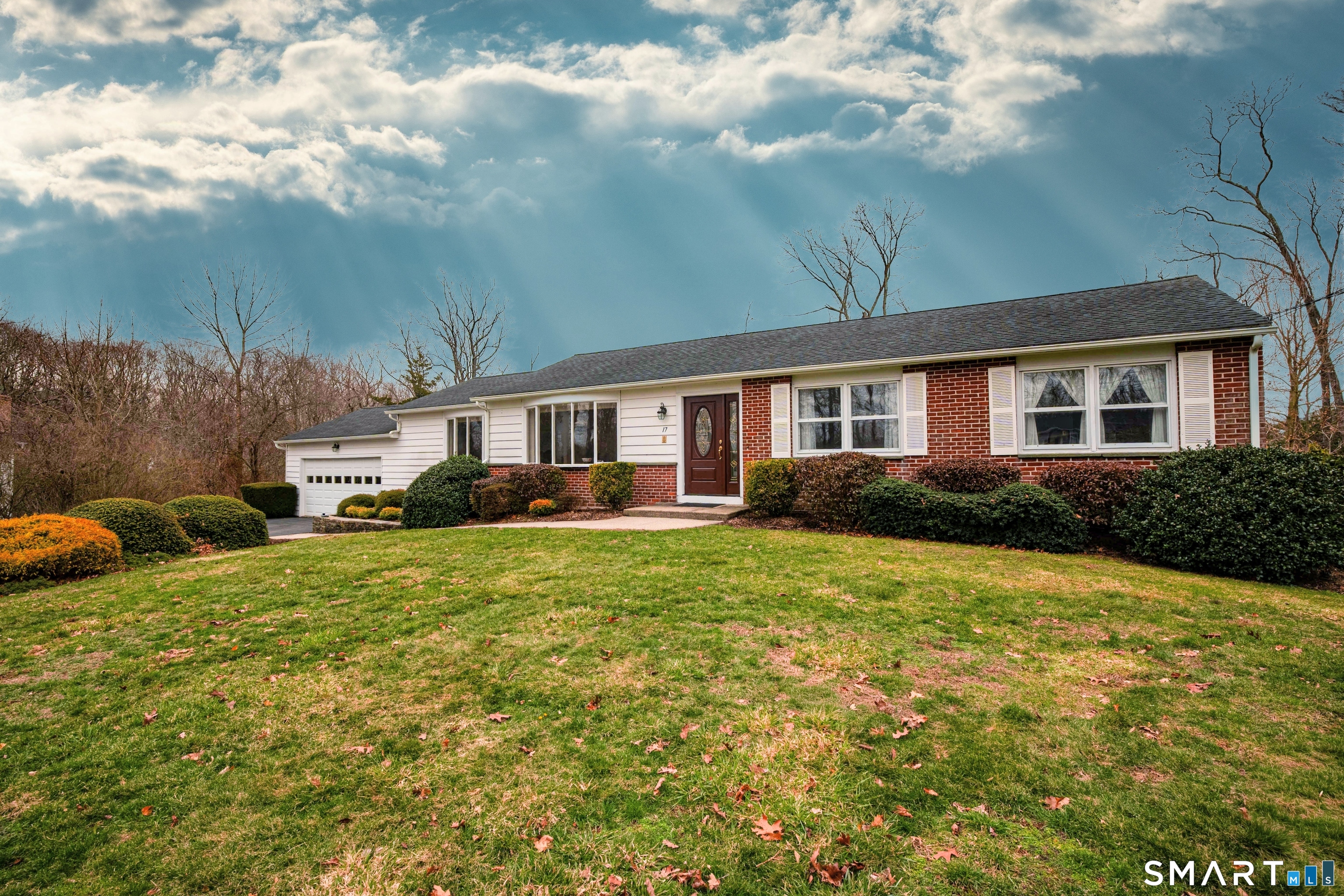 17 Arrowhead Lane Branford CT 06405