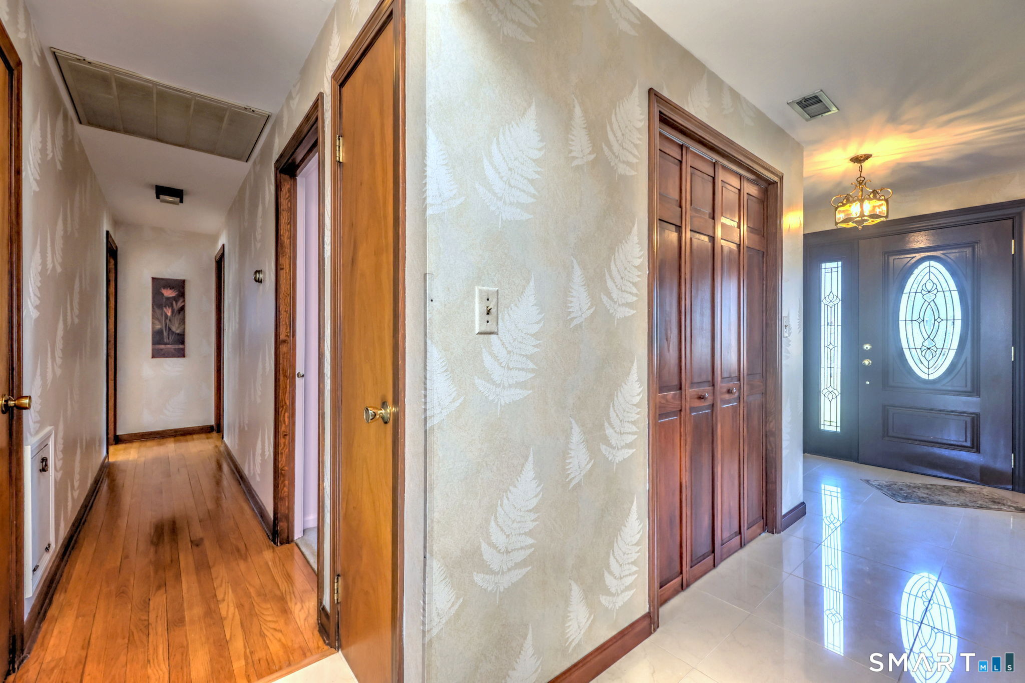 17 Arrowhead Lane Branford CT 06405