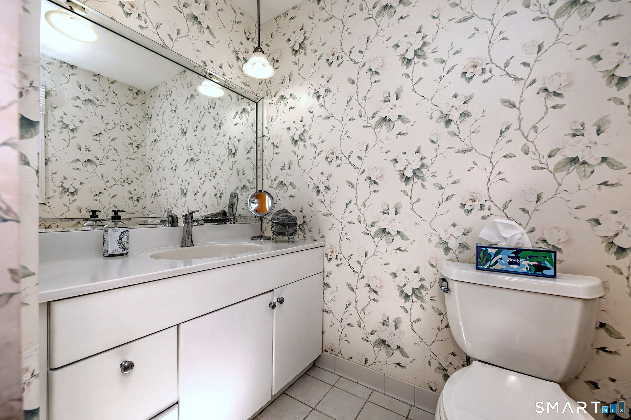 17 Arrowhead Lane Branford CT 06405