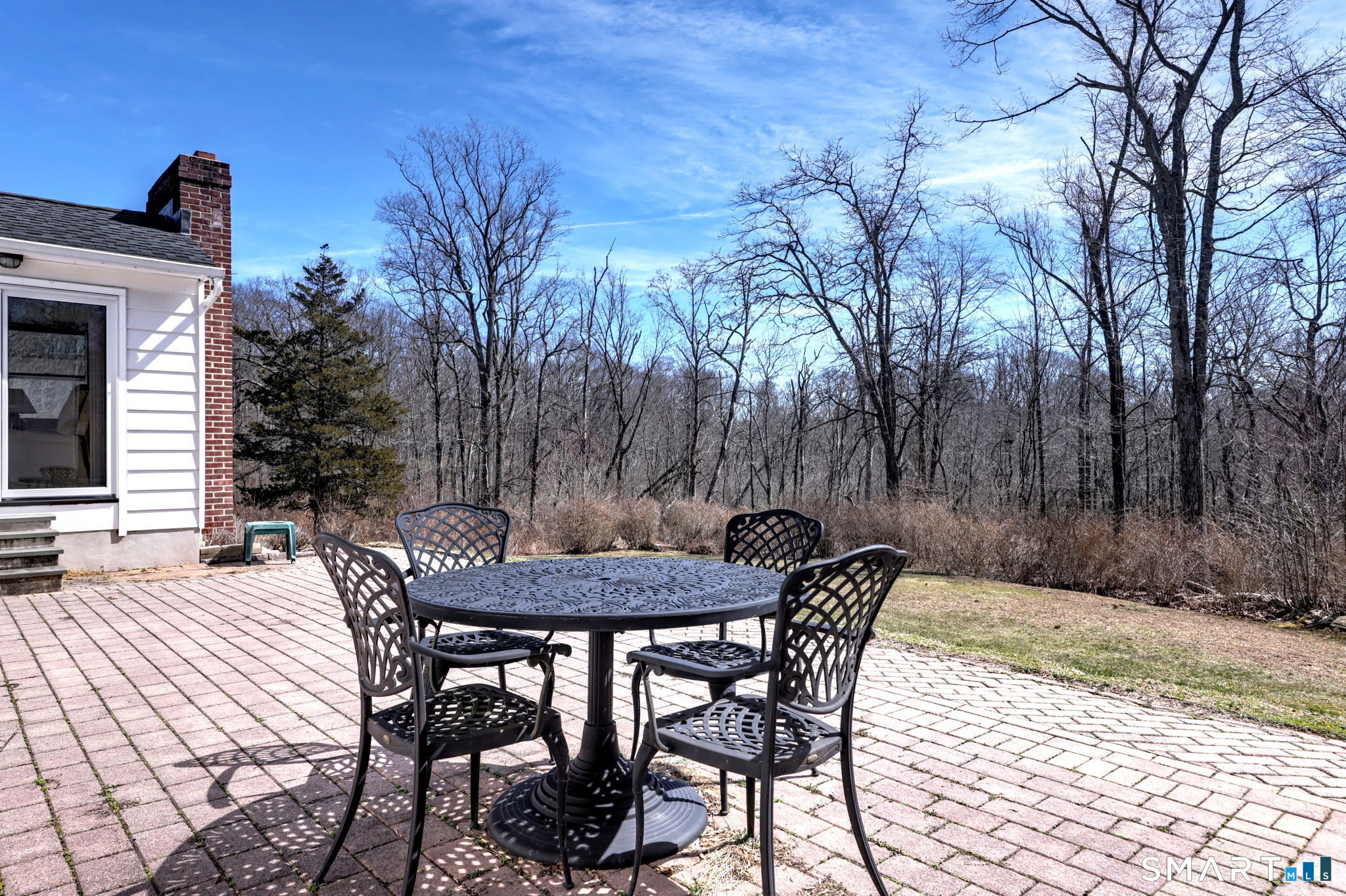 17 Arrowhead Lane Branford CT 06405