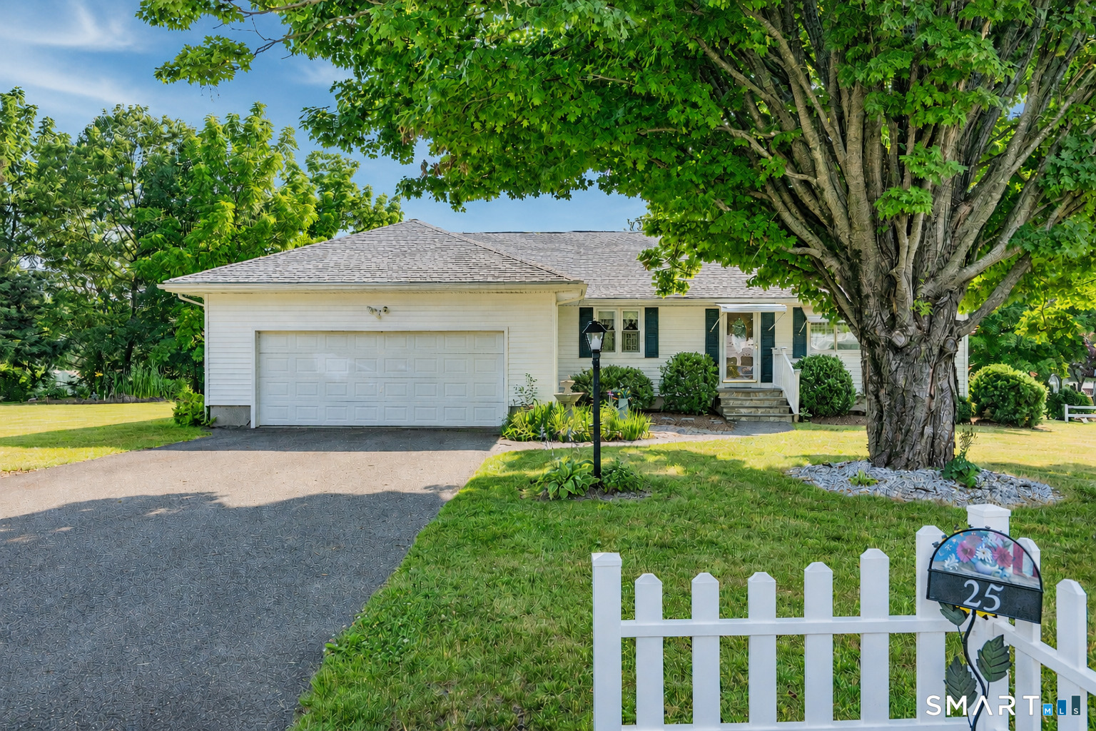 25 Baldwin Drive Bristol CT 06010