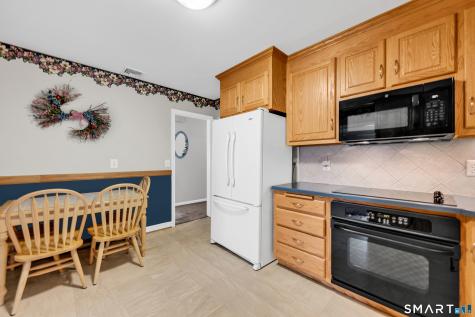 25 Baldwin Drive Bristol CT 06010