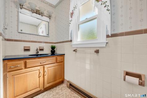 25 Baldwin Drive Bristol CT 06010
