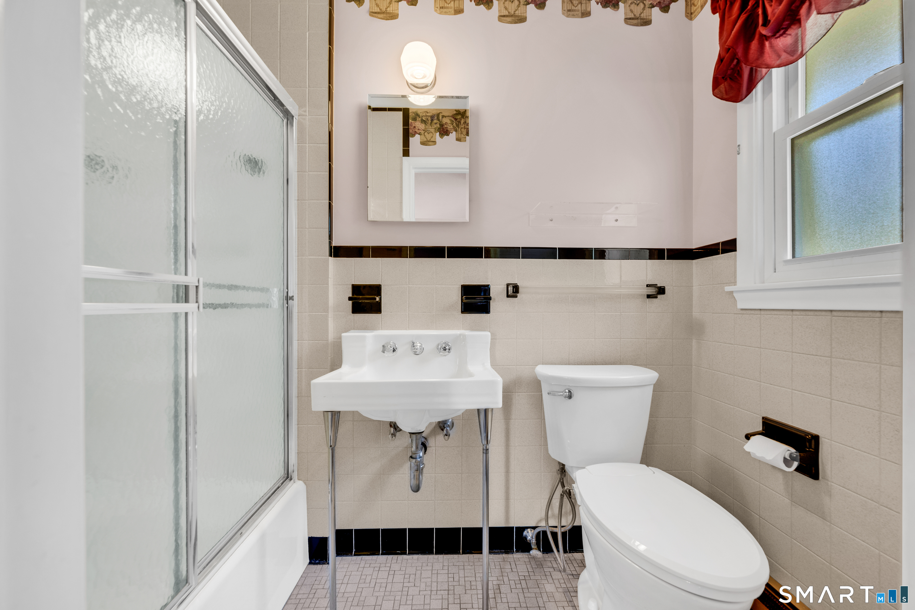 25 Baldwin Drive Bristol CT 06010