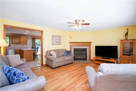 19 Stacy Lane Tolland CT 06084