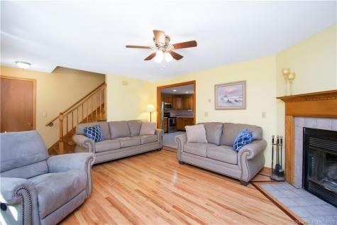 19 Stacy Lane Tolland CT 06084