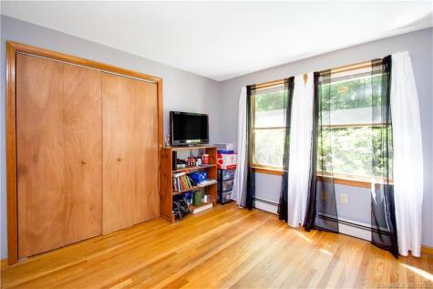 19 Stacy Lane Tolland CT 06084