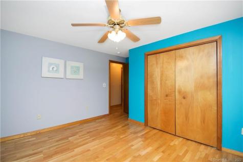 19 Stacy Lane Tolland CT 06084