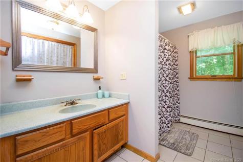 19 Stacy Lane Tolland CT 06084