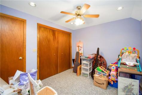 19 Stacy Lane Tolland CT 06084