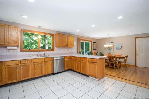 19 Stacy Lane Tolland CT 06084