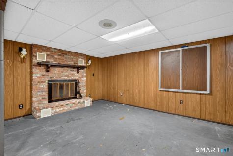 152 Ida Avenue Derby CT 06418
