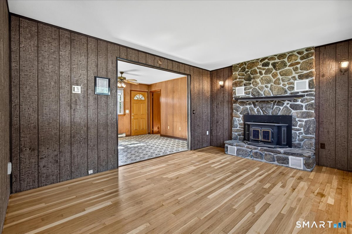 152 Ida Avenue Derby CT 06418