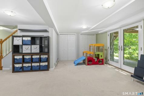 12 Rainbow Drive Ridgefield CT 06877