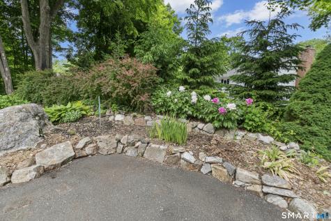 12 Rainbow Drive Ridgefield CT 06877