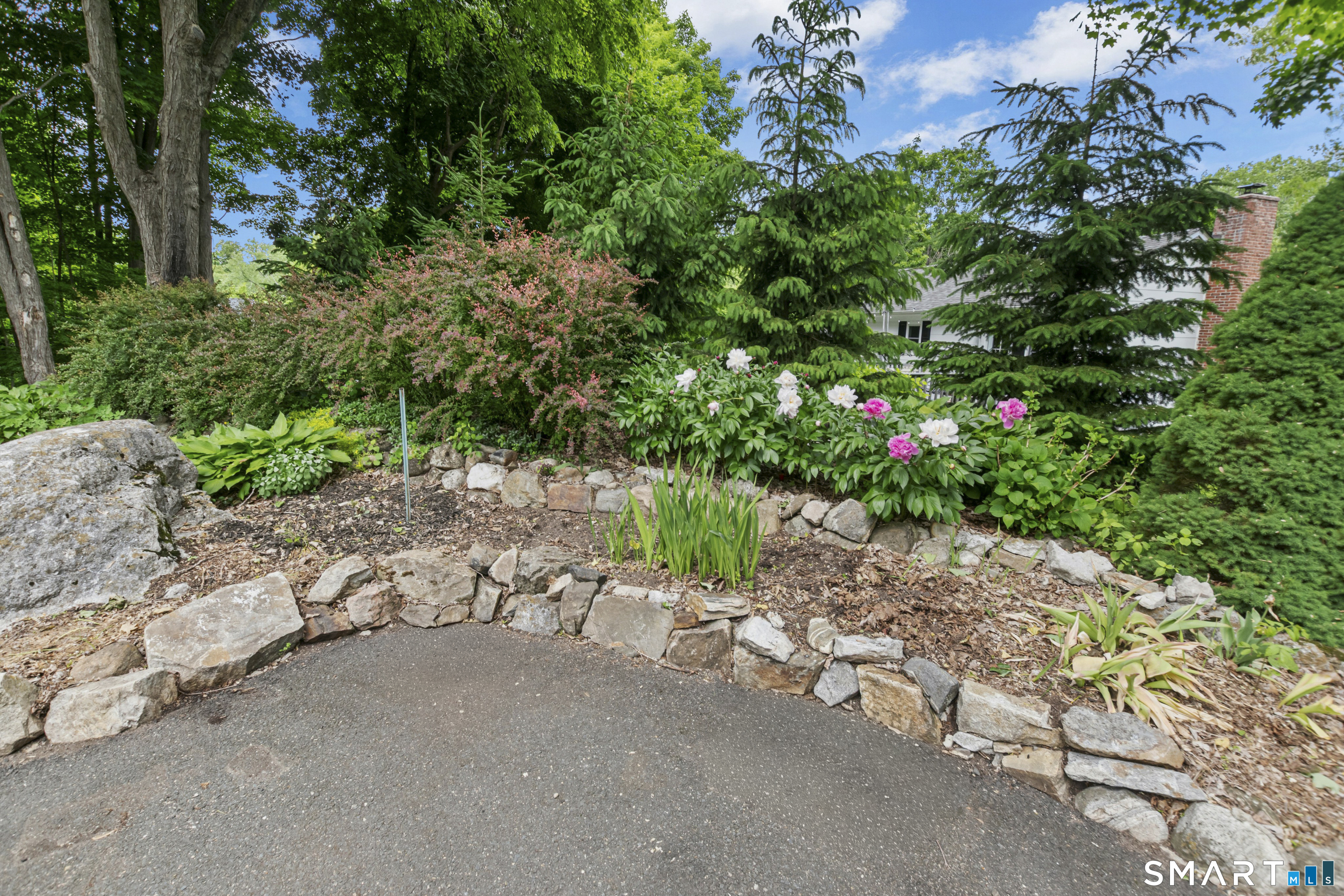 12 Rainbow Drive Ridgefield CT 06877