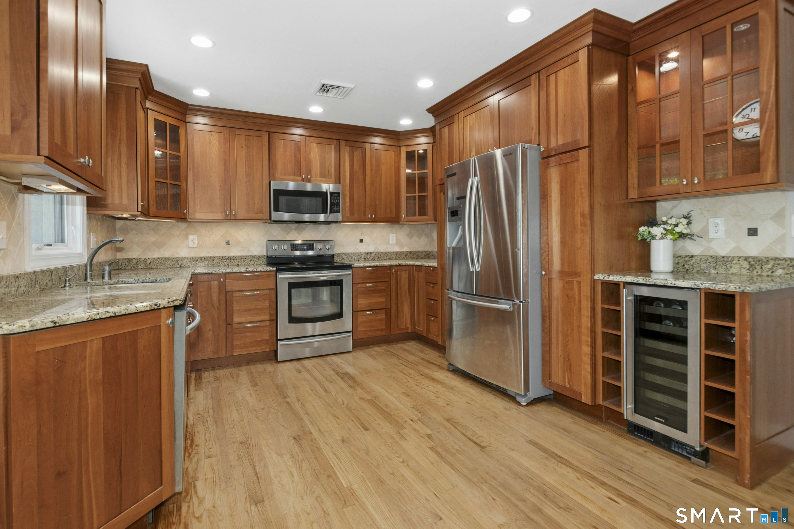 12 Rainbow Drive Ridgefield CT 06877