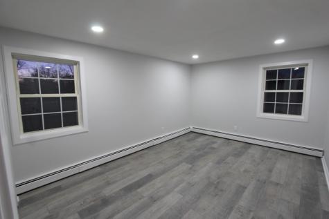 13 Patton Road Bloomfield CT 06002