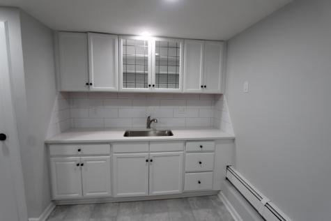 13 Patton Road Bloomfield CT 06002