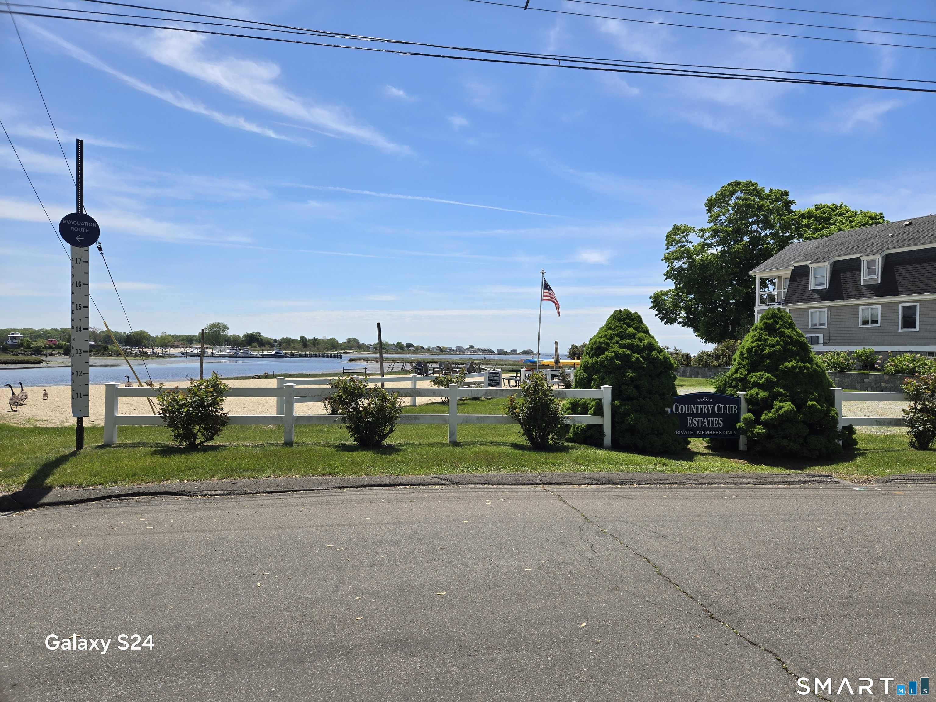 24 Indian Drive Clinton CT 06413