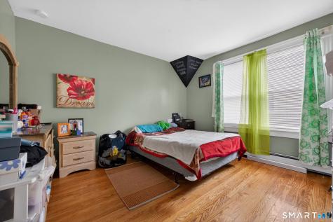 4 Robbins Court Norwich CT 06360