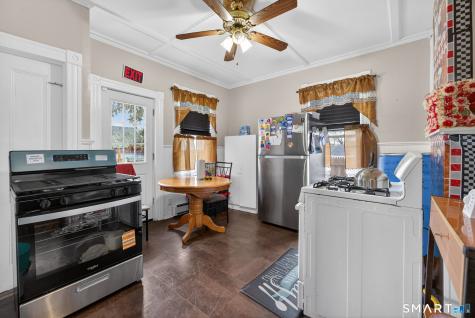 4 Robbins Court Norwich CT 06360