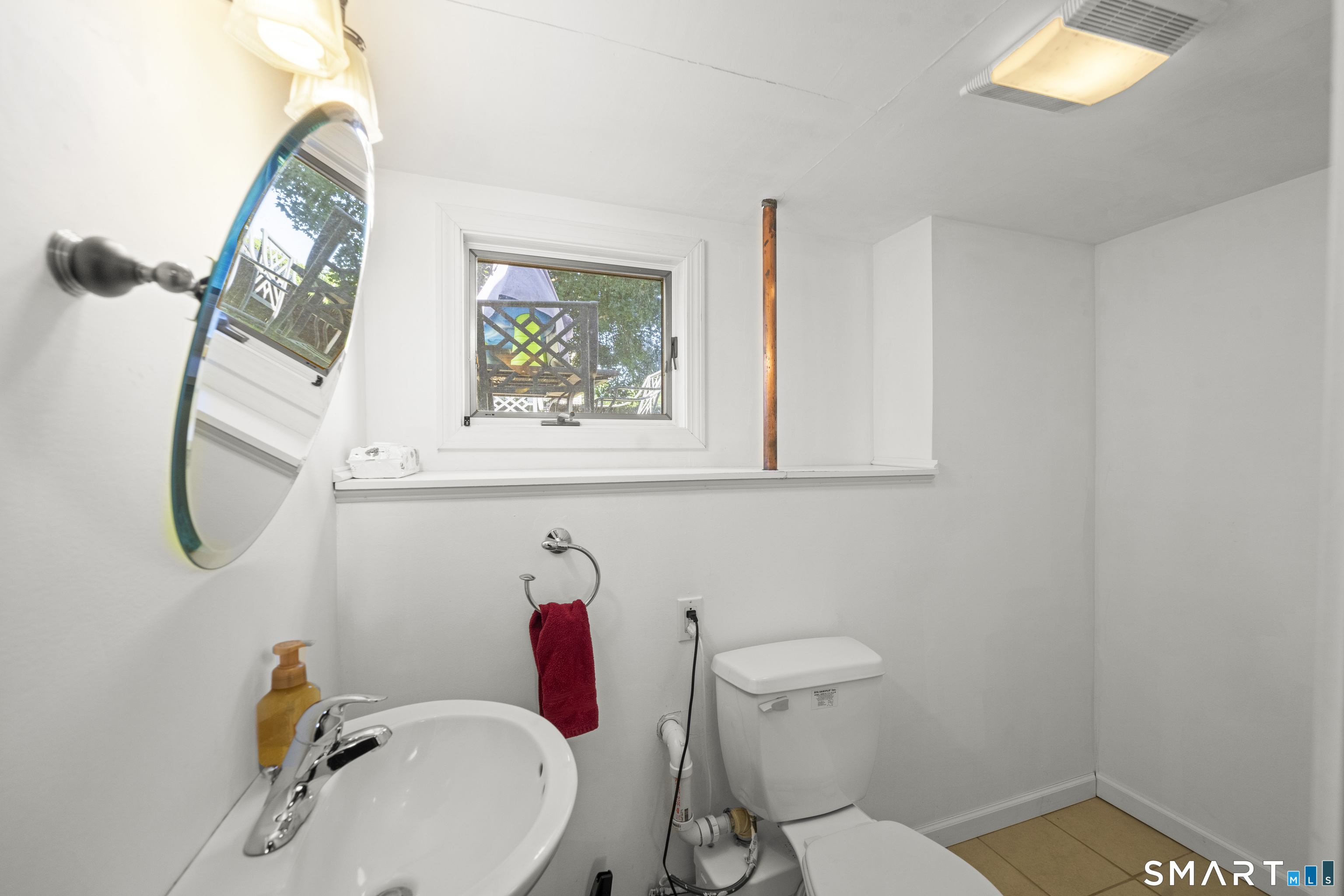 62 Butler Avenue Southington CT 06489
