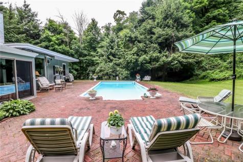 35 Obtuse Road Newtown CT 06470
