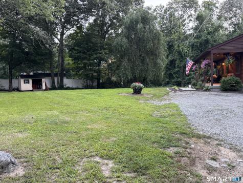 419 Lathrop Road Plainfield CT 06374