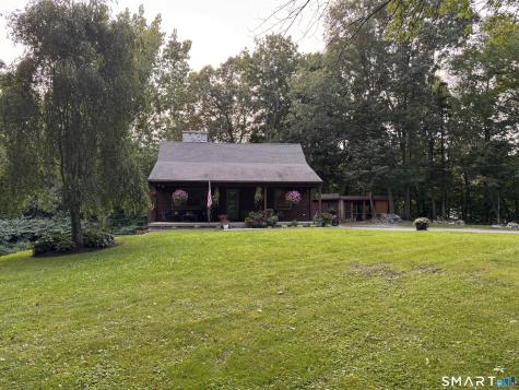 419 Lathrop Road Plainfield CT 06374
