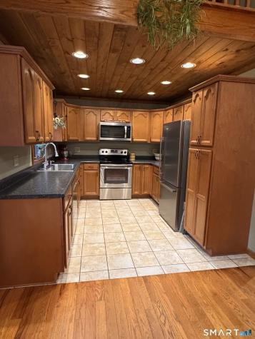 419 Lathrop Road Plainfield CT 06374