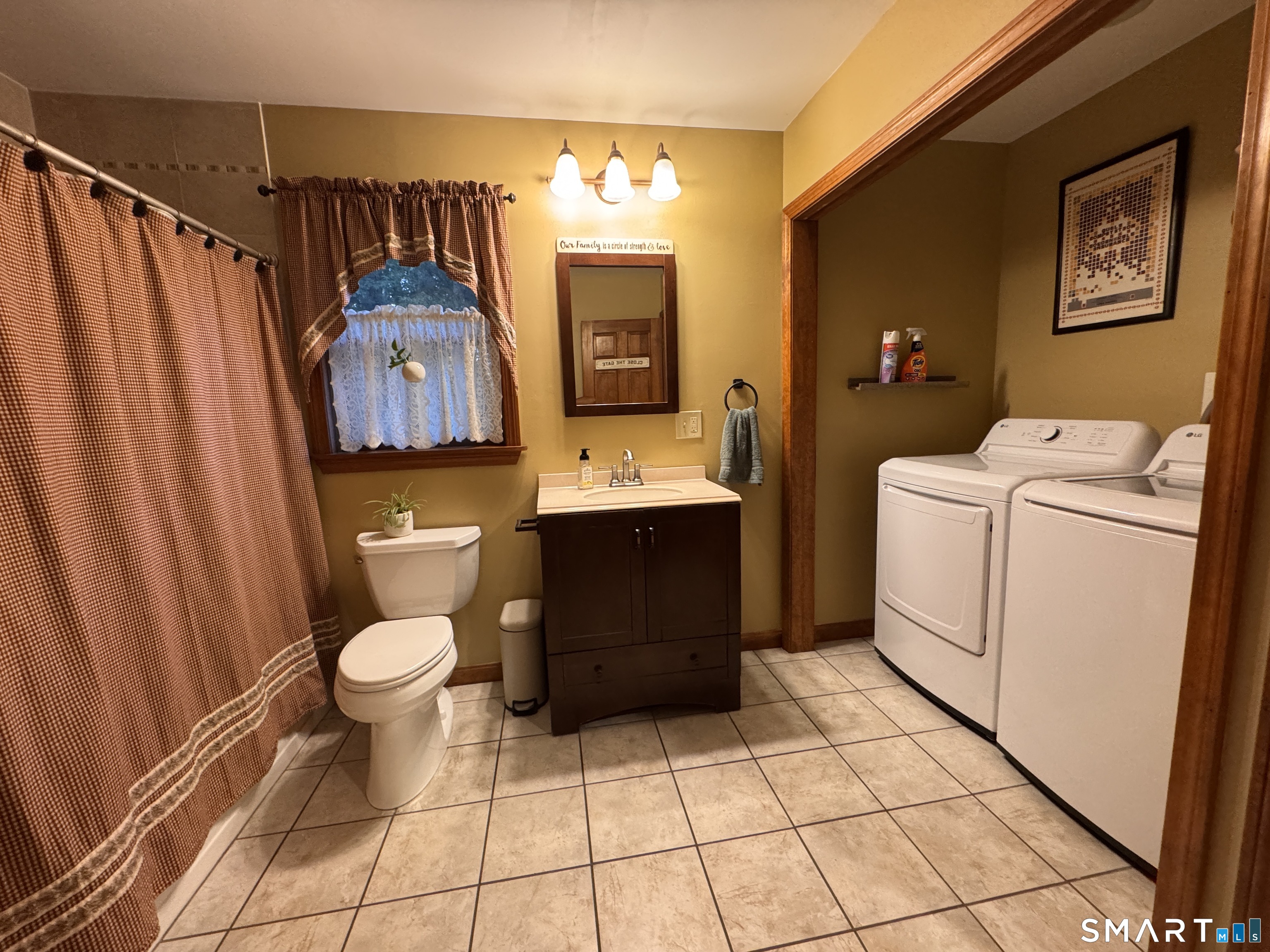 419 Lathrop Road Plainfield CT 06374