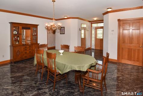 5 Crystal Ball Court Ellington CT 06029