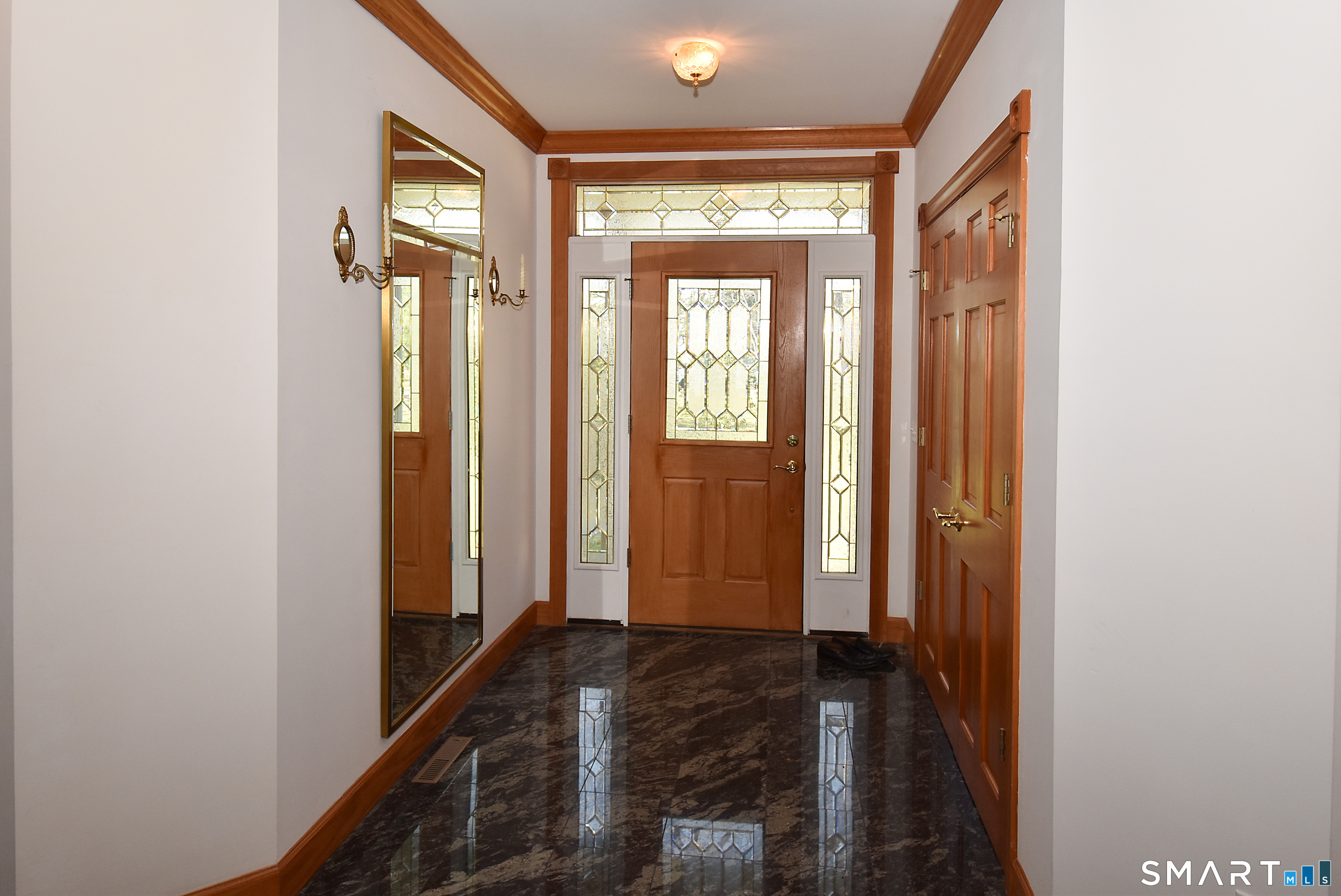 5 Crystal Ball Court Ellington CT 06029