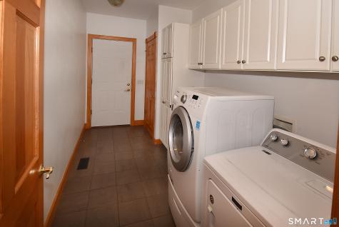 5 Crystal Ball Court Ellington CT 06029