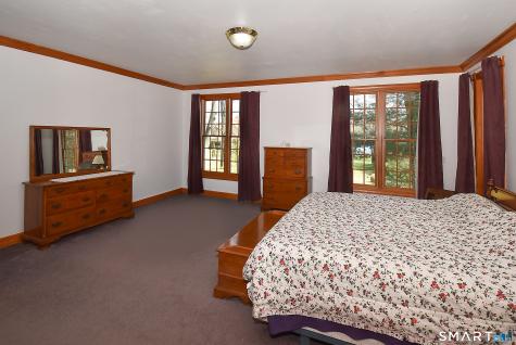 5 Crystal Ball Court Ellington CT 06029