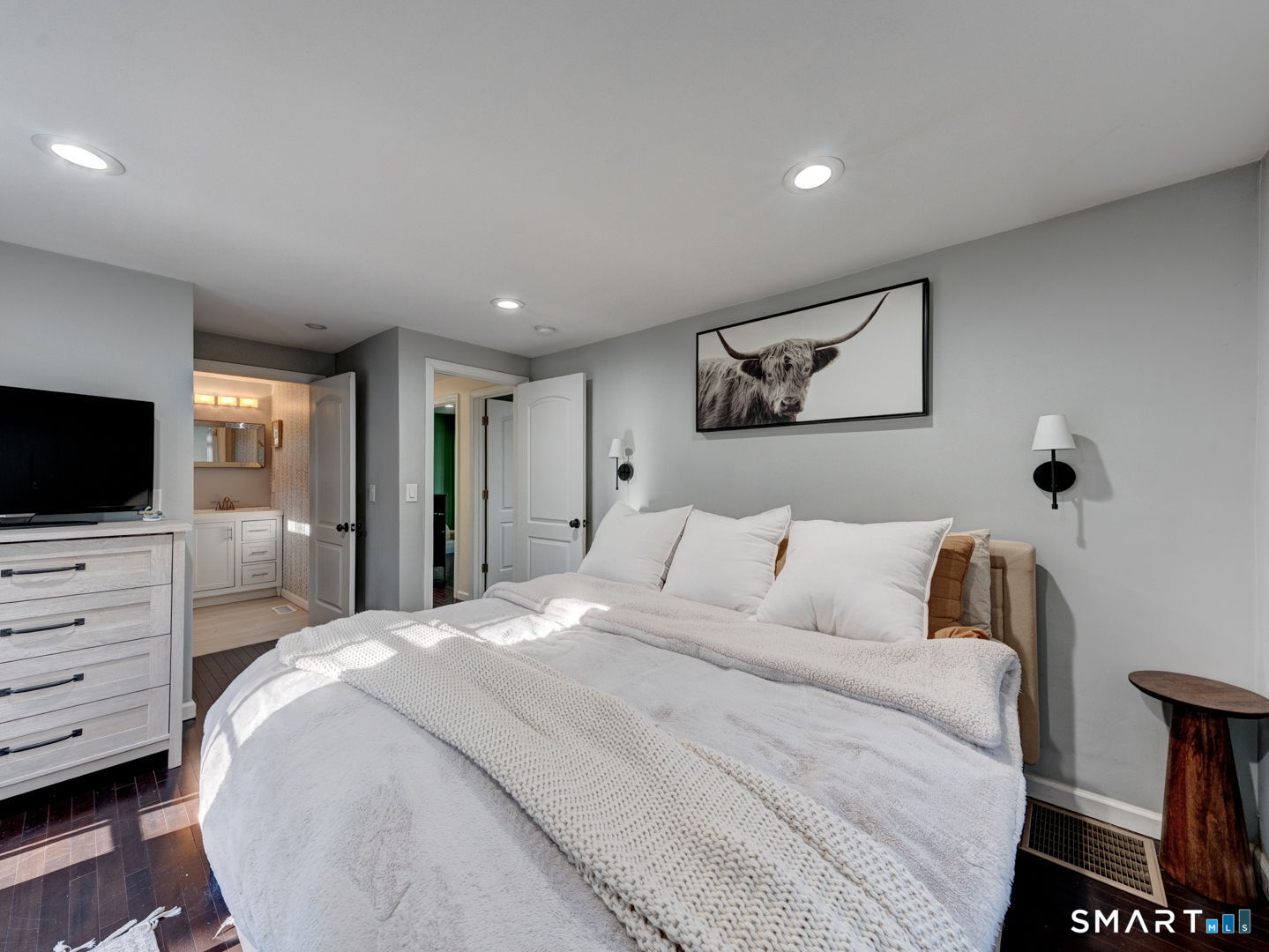 23 Kennedy Drive Enfield CT 06082