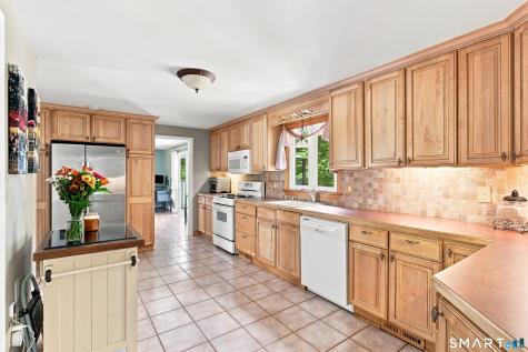 110 Orchard Hill Drive Windsor Locks CT 06096