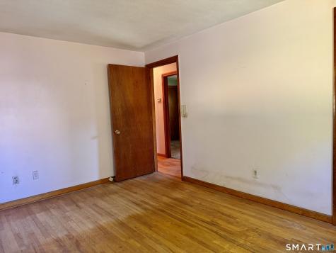 196 Sunnyslope Drive Southington CT 06489