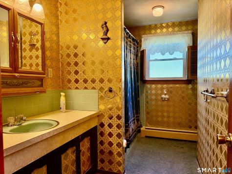 196 Sunnyslope Drive Southington CT 06489