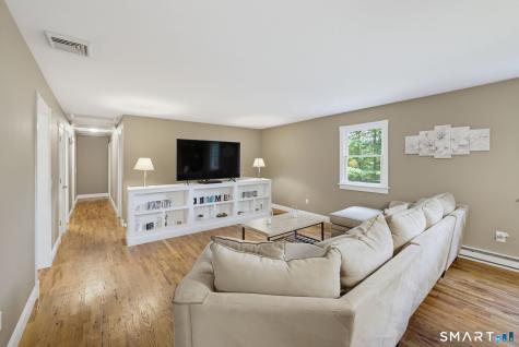 18 Vale Road Brookfield CT 06804