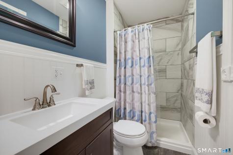 18 Vale Road Brookfield CT 06804